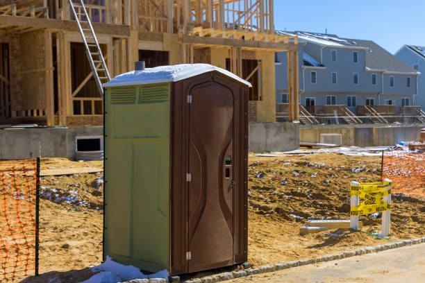 Best Construction site porta potty rental  in Cedar Rapids, IA